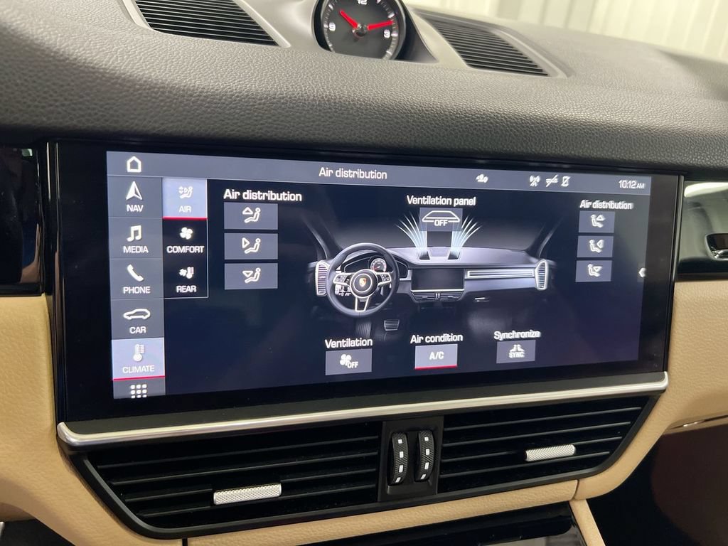 Used 2020 Porsche Cayenne S AWD/4WD image 17