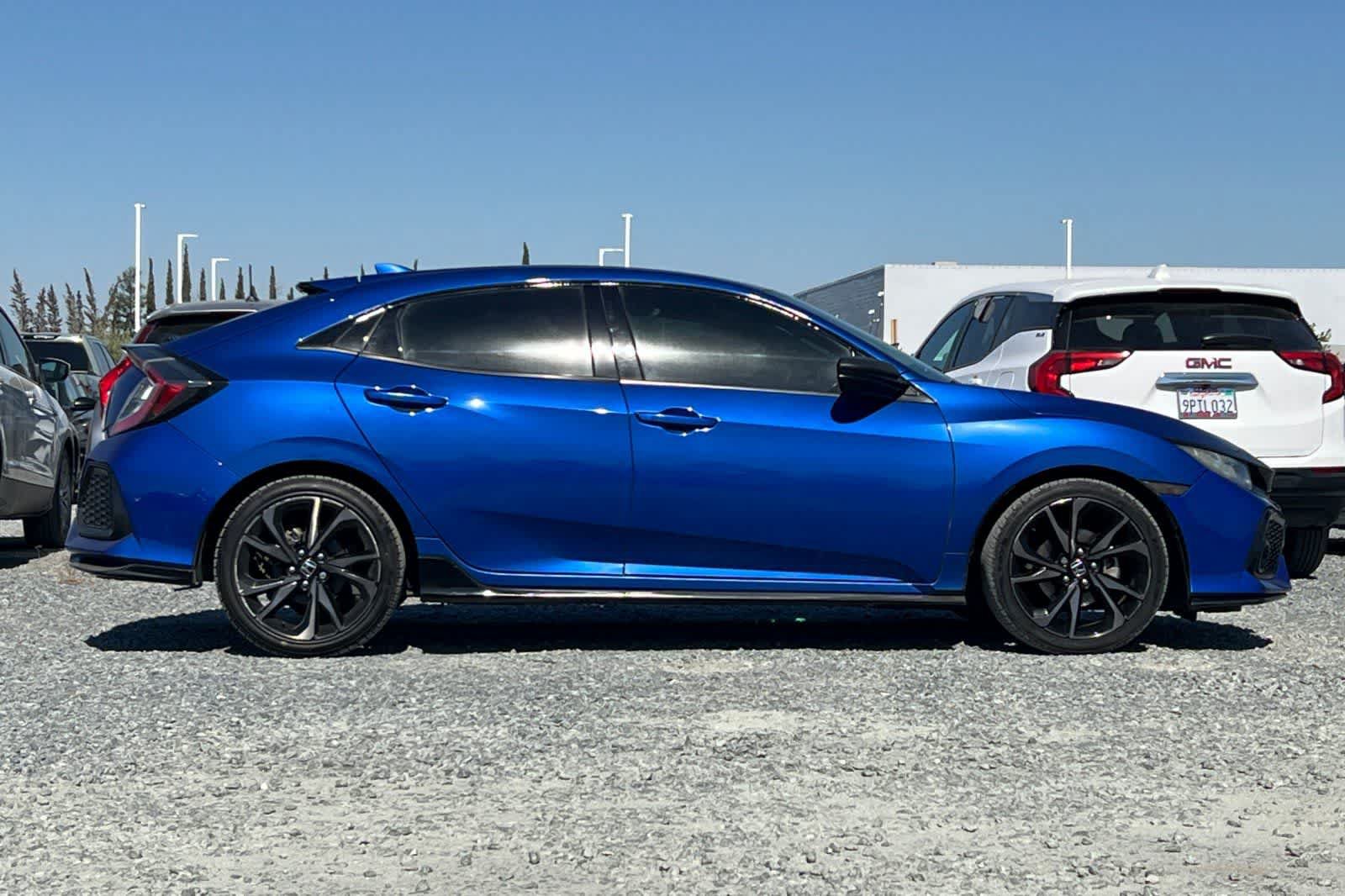 Used 2017 Honda Civic Sport image 9