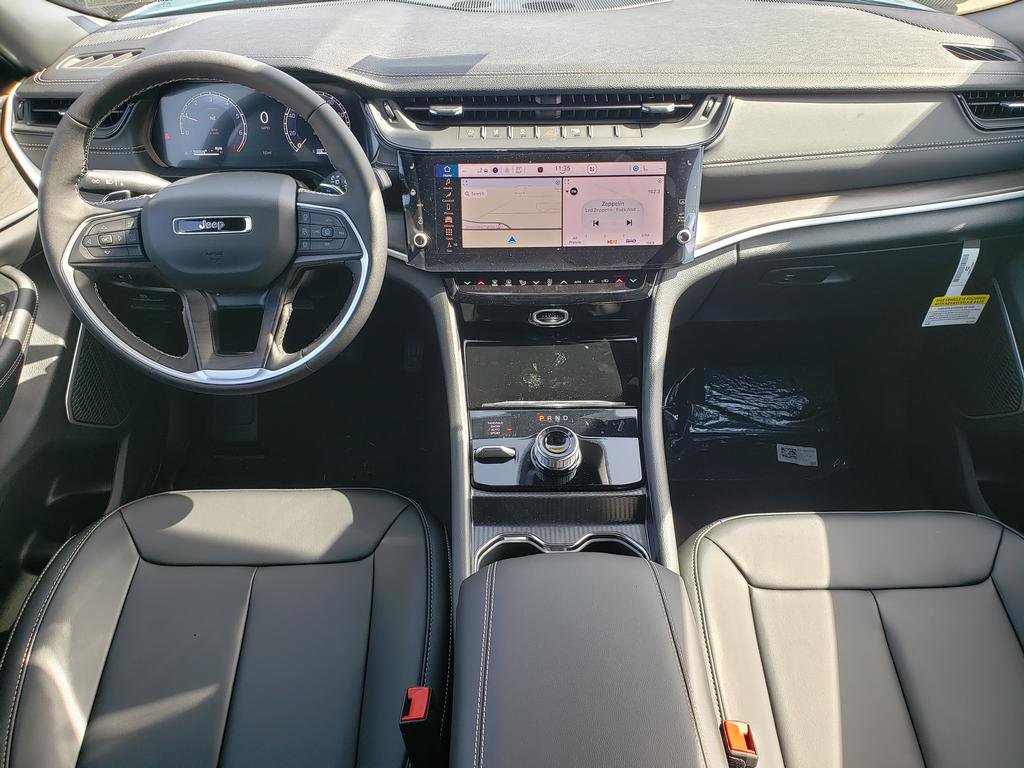 New 2026 Jeep Grand Cherokee Limited image 13
