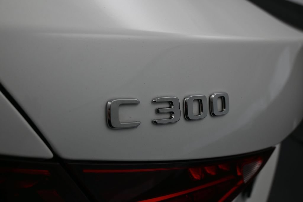 Used 2025 Mercedes-Benz C 300 Sedan image 40