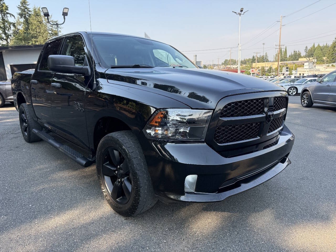 Used 2018 RAM 1500 Express w/ Wheel & Sound Group AWD/4WD image 4