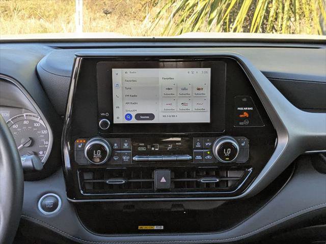 Certified 2024 Toyota Highlander XLE image 16