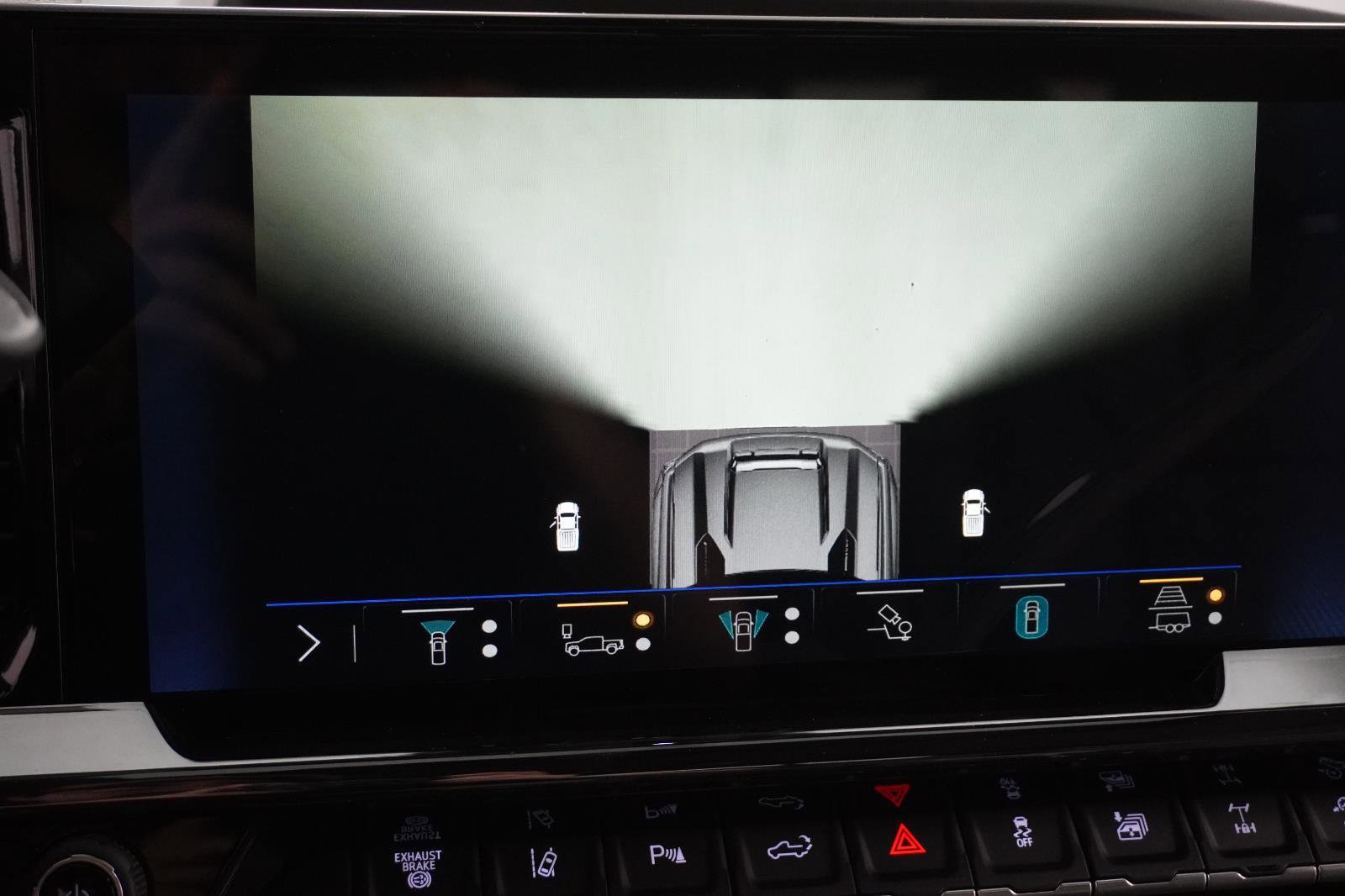 New 2026 Chevrolet Silverado 2500 ZR2 w/ LPO, Dark Essentials Package image 24