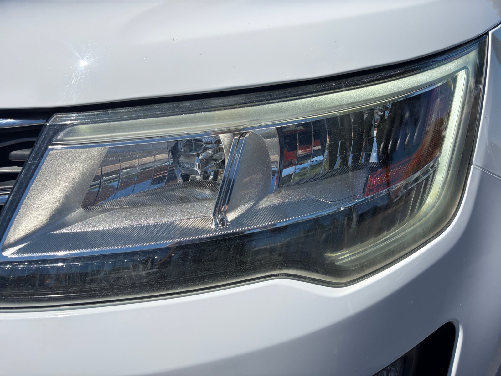 Used 2017 Ford Explorer XLT AWD/4WD image 9