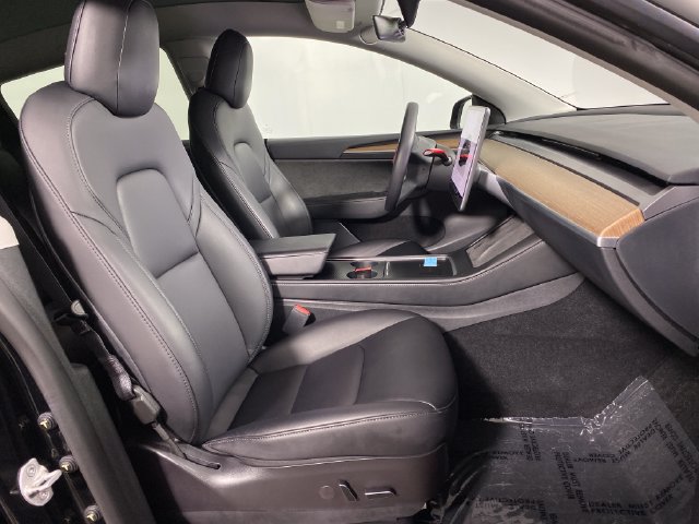 Used 2023 Tesla Model Y Performance AWD/4WD image 8