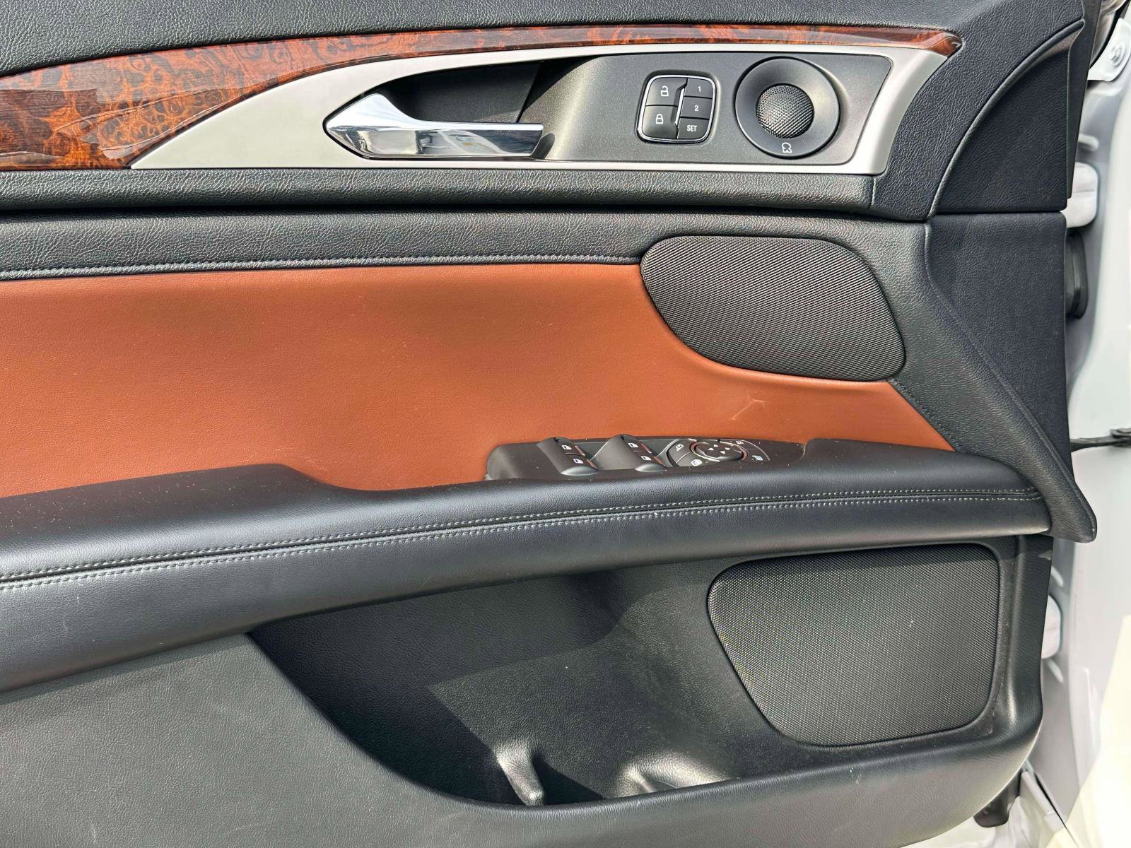 Used 2020 Lincoln MKZ Reserve w/ Elements Package image 20