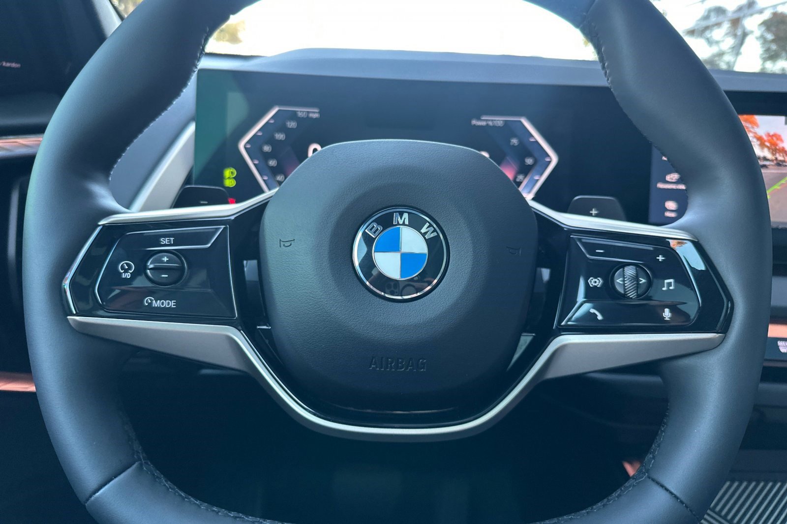 Used 2025 BMW X3 xDrive30i w/ Premium Package image 30