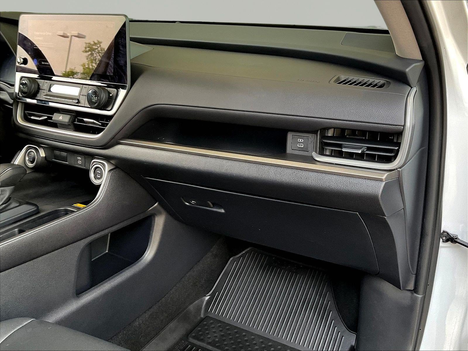 Certified 2024 Toyota Grand Highlander AWD image 27