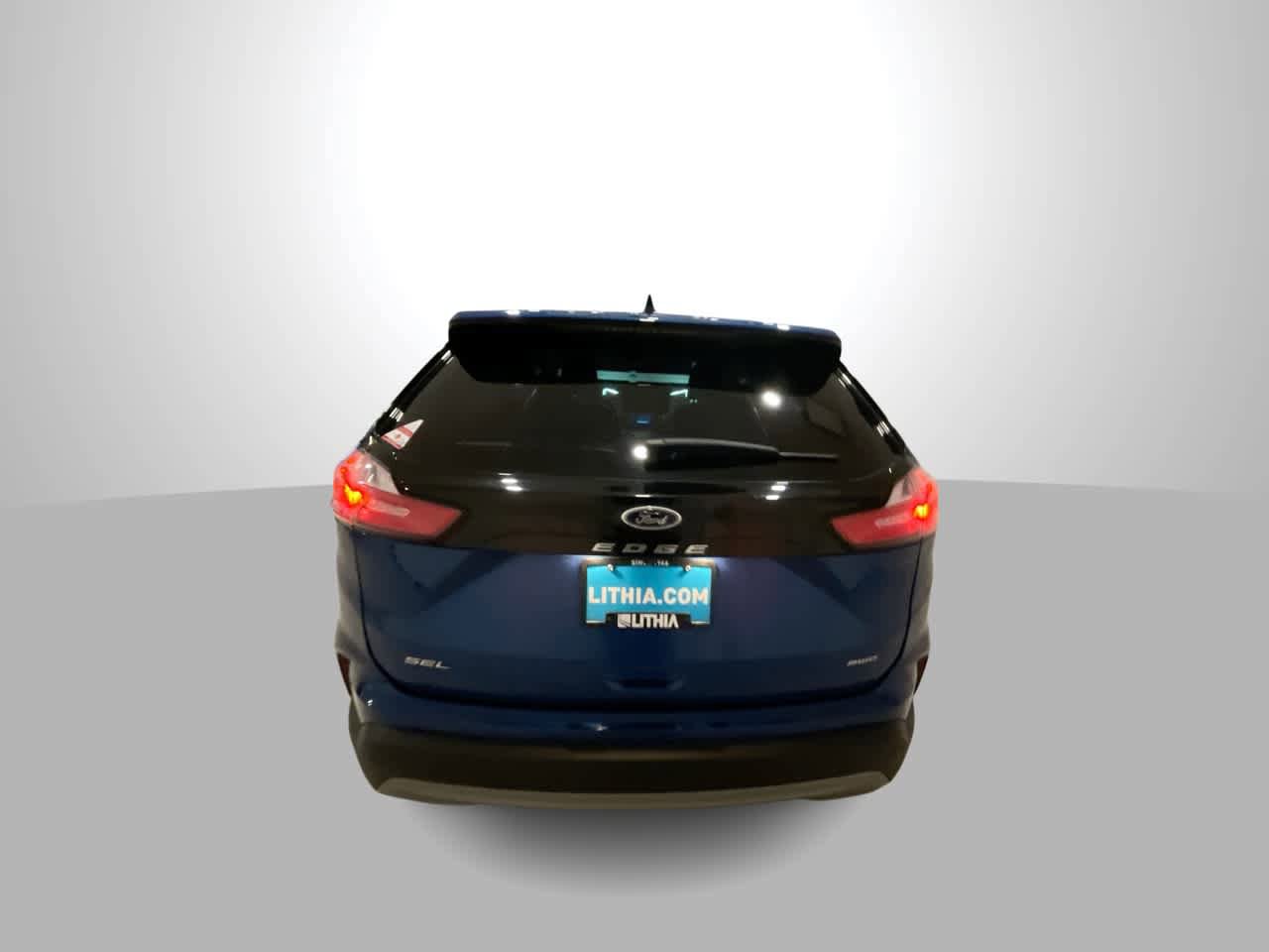 Used 2024 Ford Edge SEL AWD/4WD image 7
