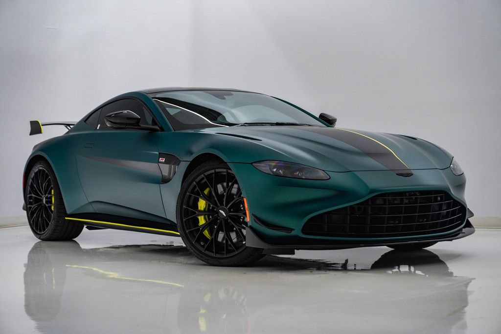 Used 2023 Aston Martin V8 Vantage Coupe RWD image 1