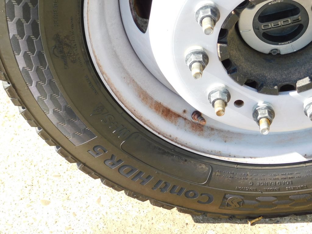 Used 2023 Ford F550 4x4 Regular Cab Super Duty image 79