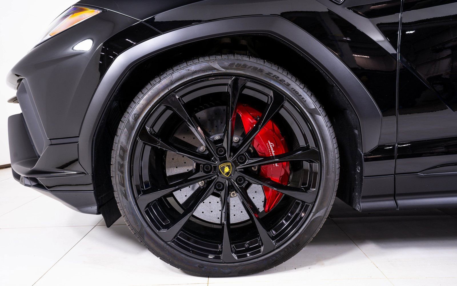 Used 2024 Lamborghini Urus S image 11