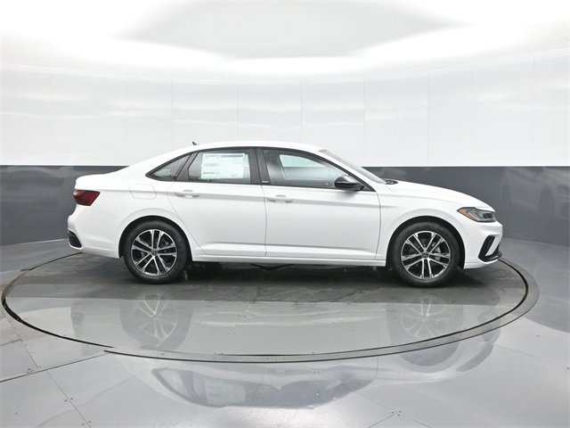 New 2026 Volkswagen Jetta Sport image 8