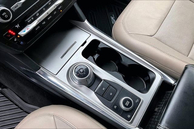 Used 2020 Ford Explorer Limited image 14