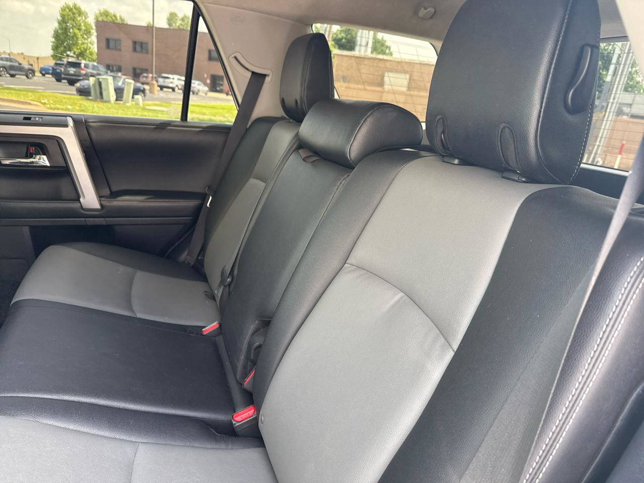 Used 2014 Toyota 4Runner SR5 Premium RWD image 37