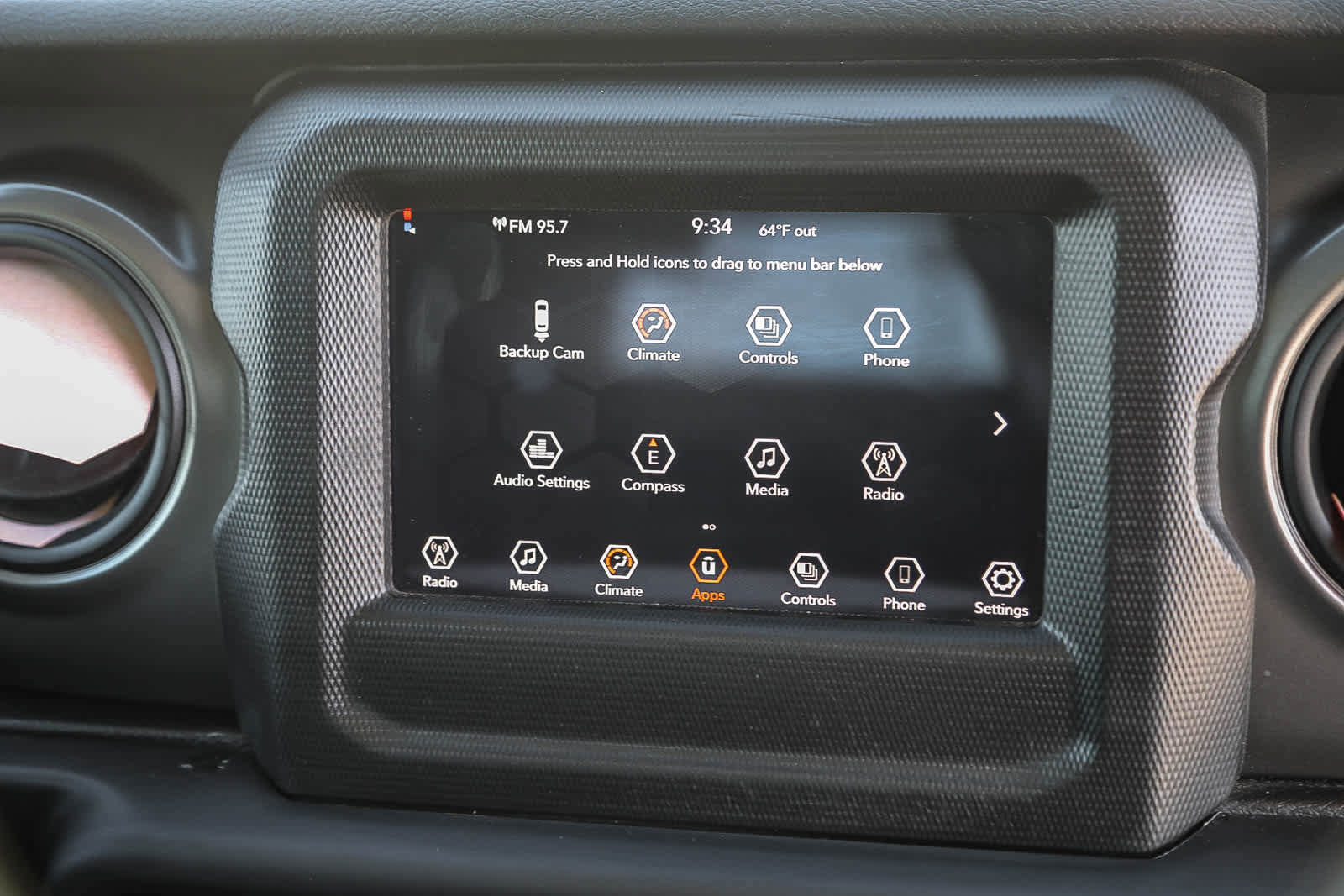 Used 2022 Jeep Wrangler Sport image 15