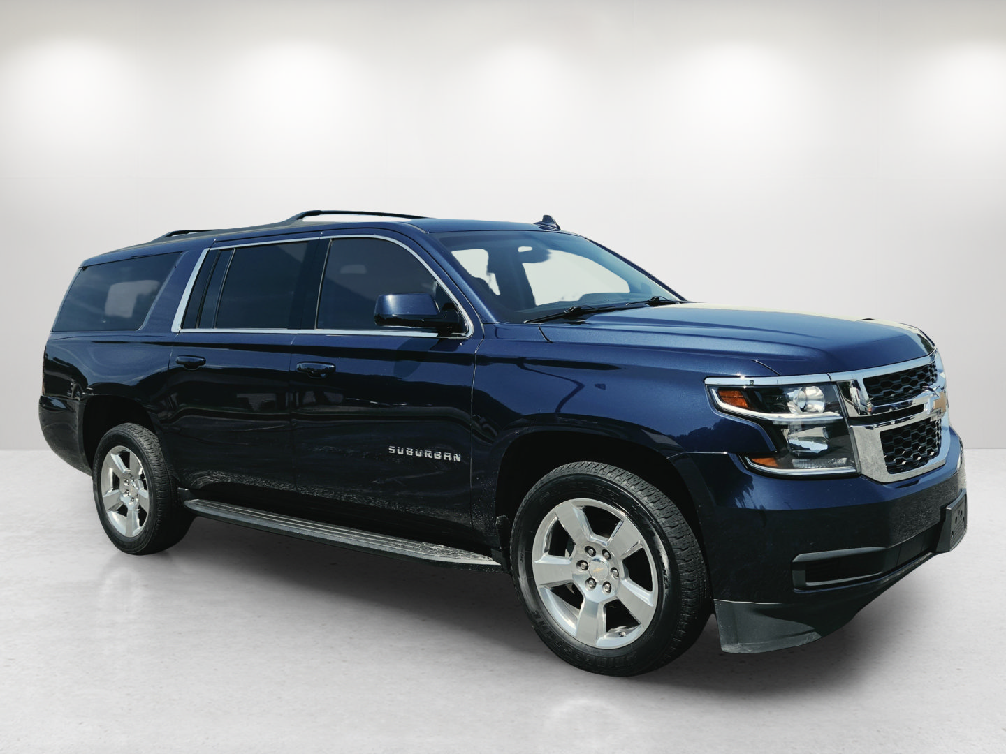 Used 2017 Chevrolet Suburban LS w/ Max Trailering Package AWD/4WD image 3