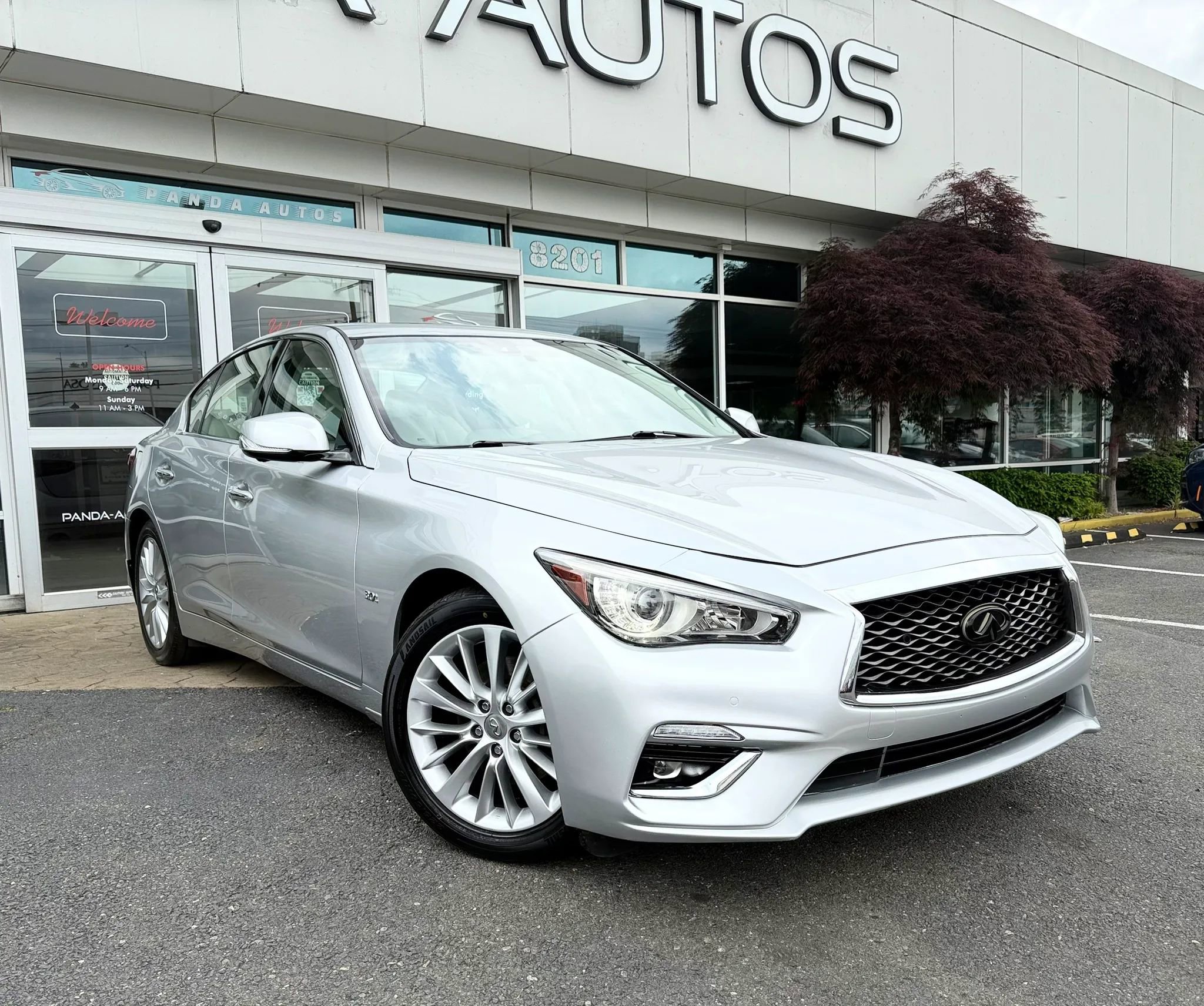 Used 2019 INFINITI Q50 Luxe w/ Essential Package (3.0T Luxe)