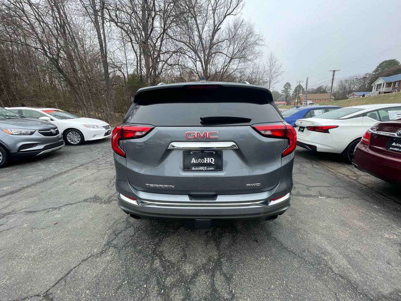 Used 2018 GMC Terrain Denali w/ Advanced Safety Package AWD/4WD image 7