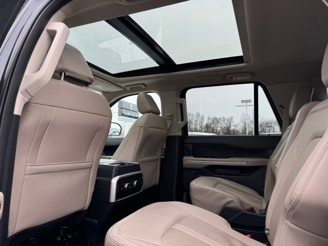 Used 2024 Ford Expedition Max Limited image 22