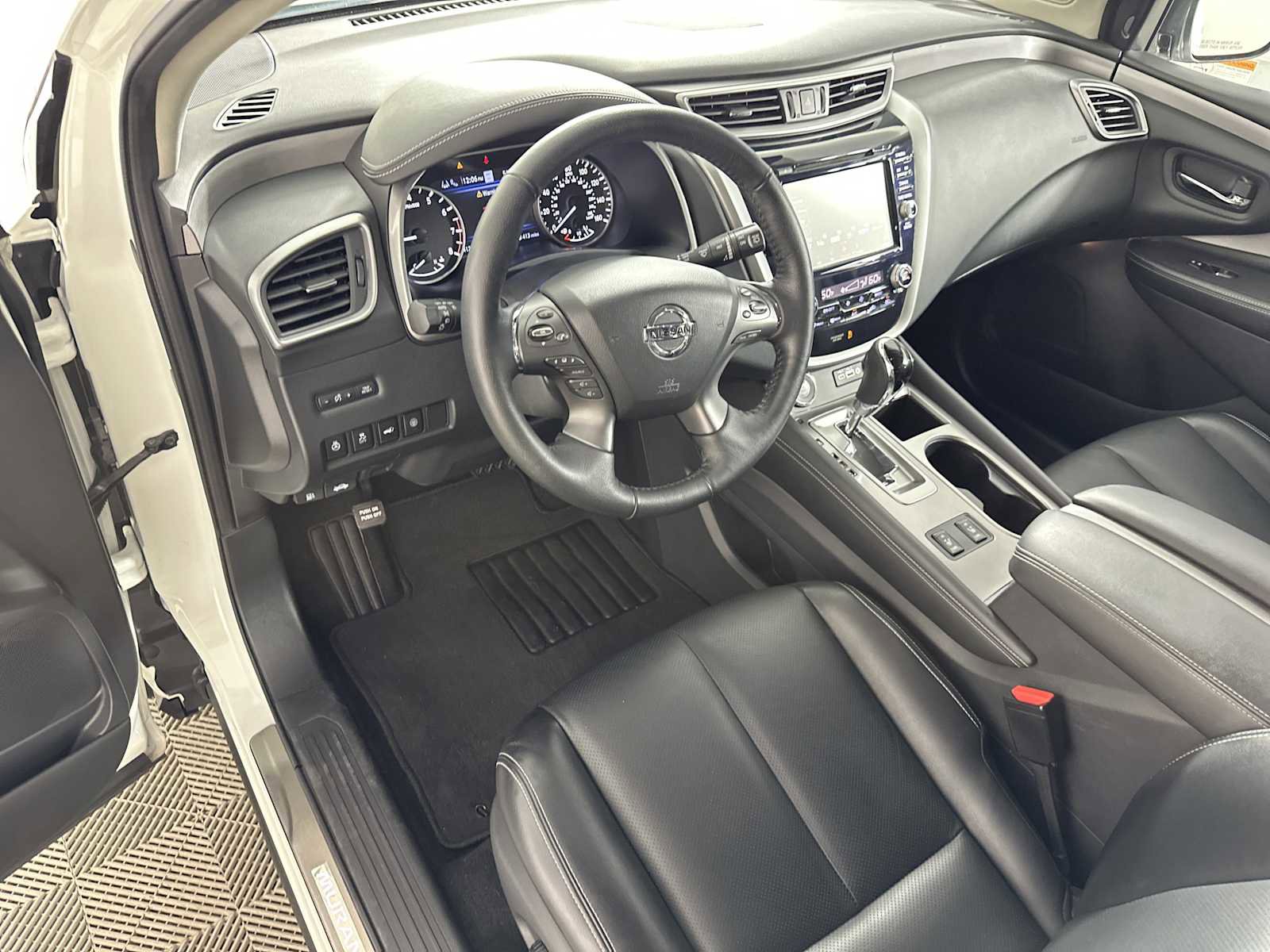 Used 2022 Nissan Murano SL FWD image 10