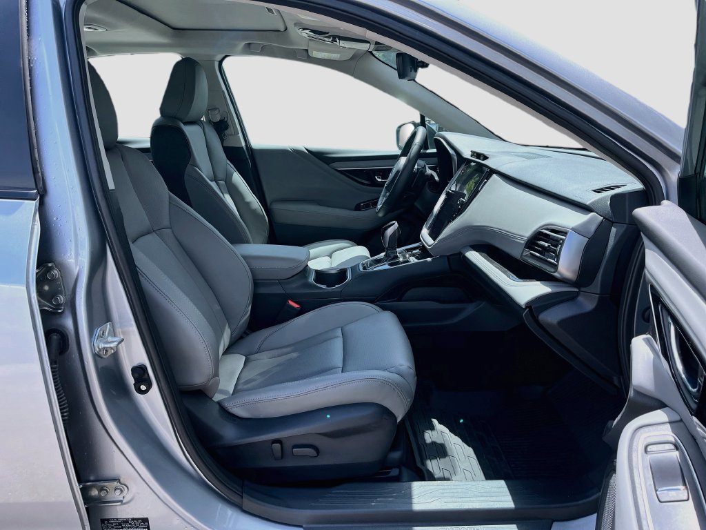 Used 2025 Subaru Legacy Limited w/ Popular Package #2 AWD/4WD image 30