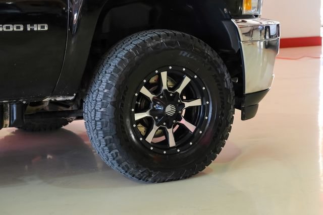 Used 2011 Chevrolet Silverado 2500 LTZ w/ LTZ Plus Package AWD/4WD image 44