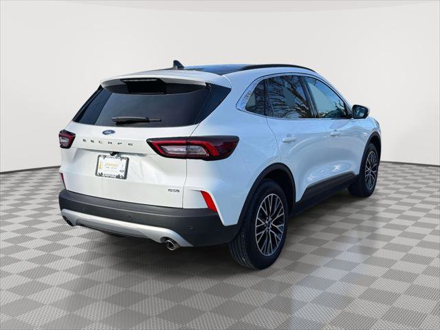 Used 2025 Ford Escape PHEV w/ PHEV Premium Package image 7