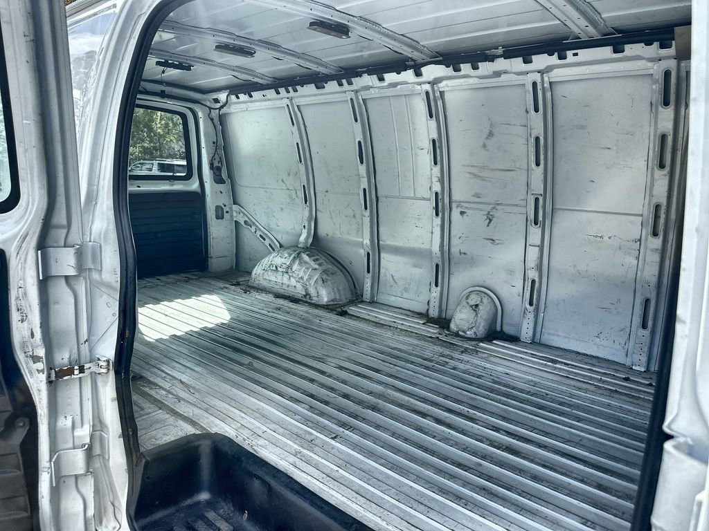 Used 2022 GMC Savana 3500 Work Van w/ Driver Convenience Package image 24