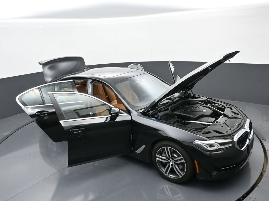 Used 2022 BMW 530i xDrive w/ Convenience Package image 37