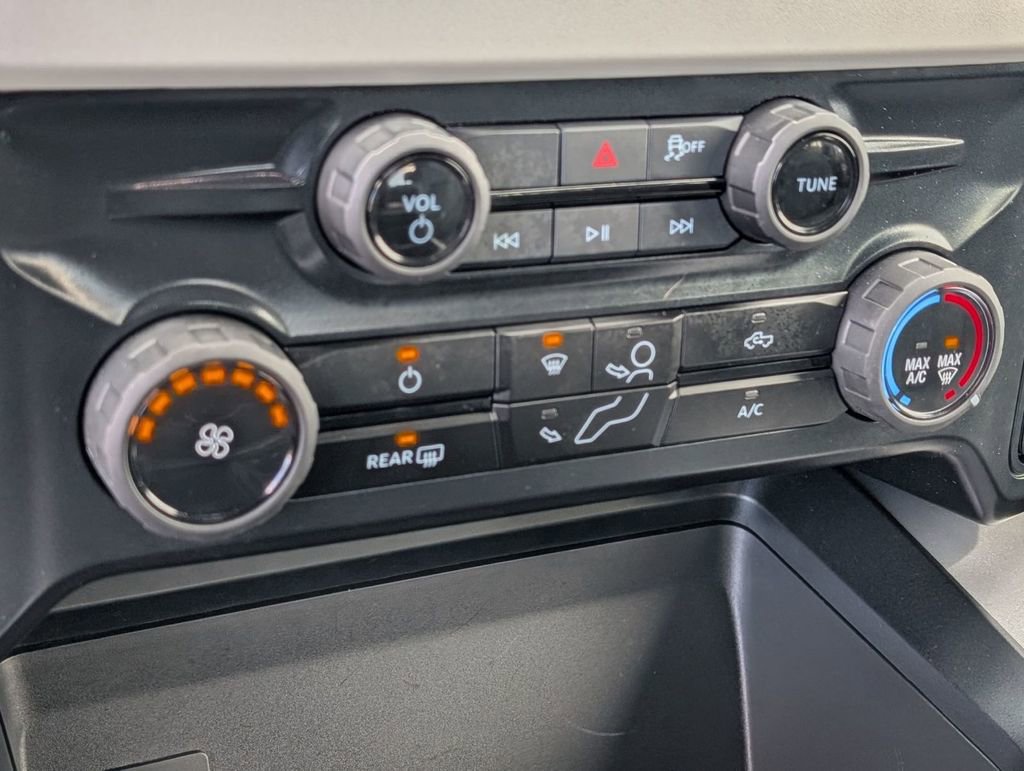 Certified 2025 Ford F350 XLT image 34