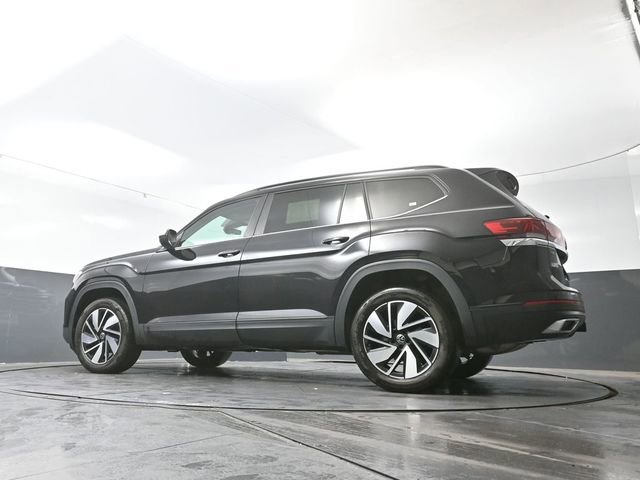 Used 2025 Volkswagen Atlas SE AWD/4WD image 53