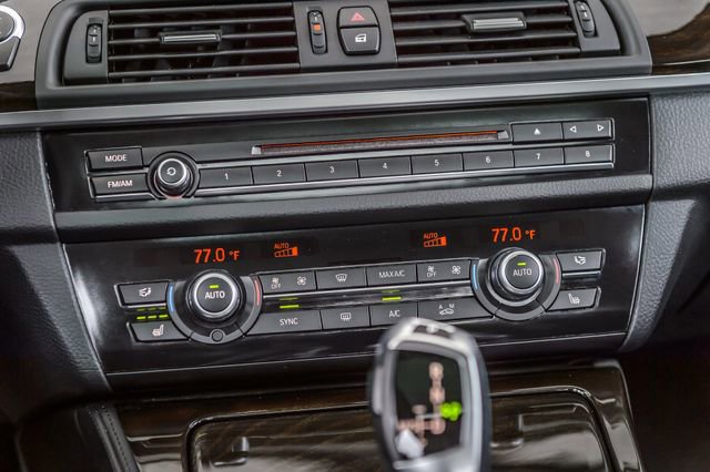 Used 2015 BMW 535i 535i - SILVER ON BLACK - NAV - image 32