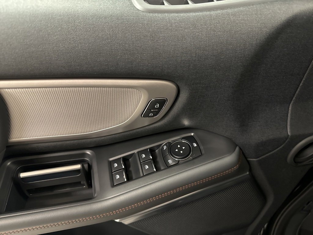 New 2025 Ford Expedition Max Active image 5