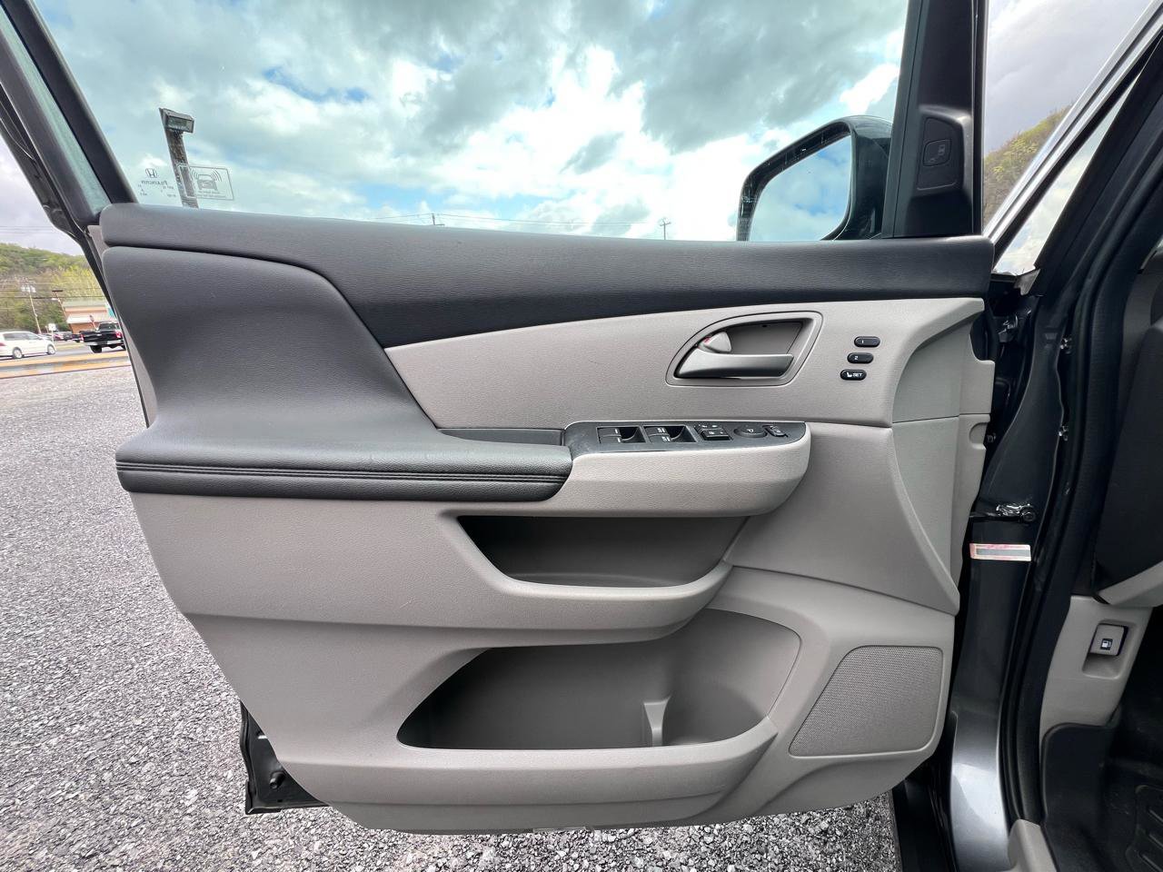Used 2012 Honda Odyssey Touring image 22