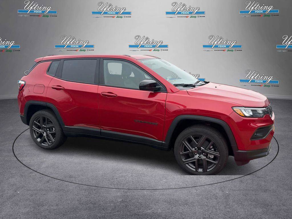 New 2026 Jeep Compass Latitude image 2
