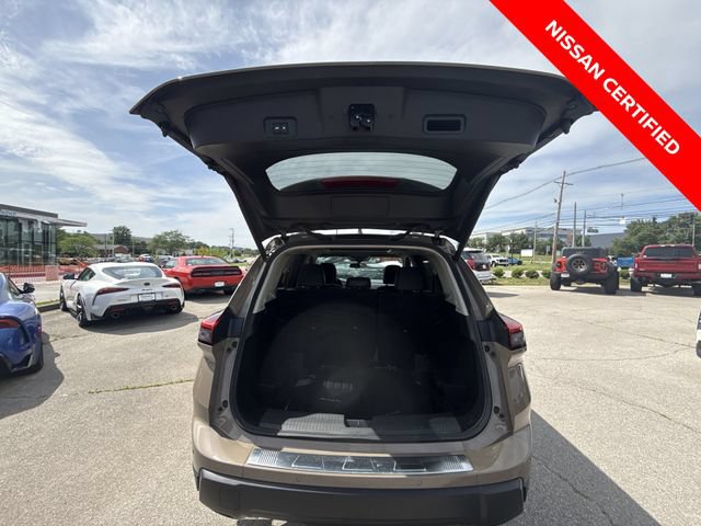 Certified 2024 Nissan Rogue SV w/ SV Premium Package AWD/4WD image 23
