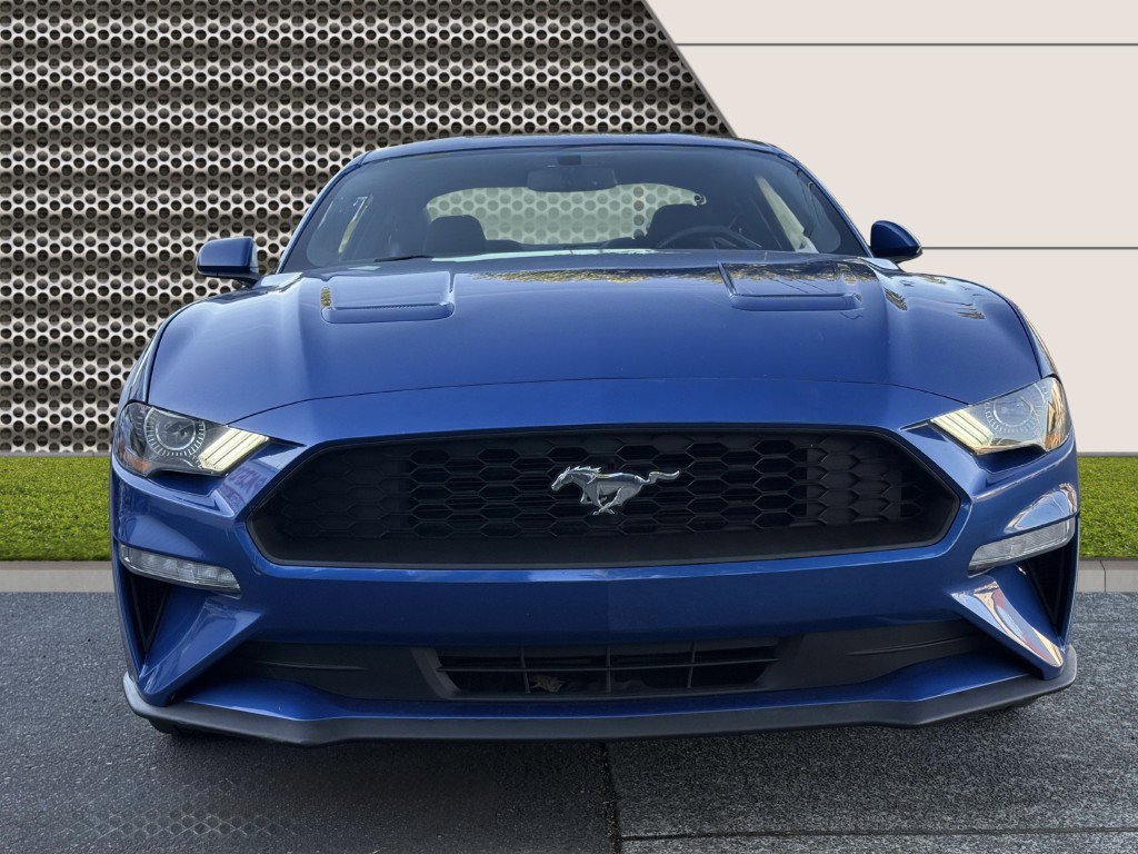 Used 2018 Ford Mustang Coupe image 6