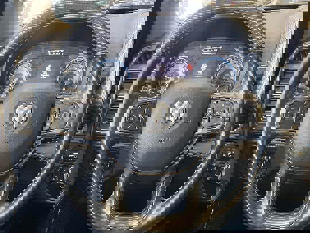 Used 2019 RAM 1500 Limited image 17