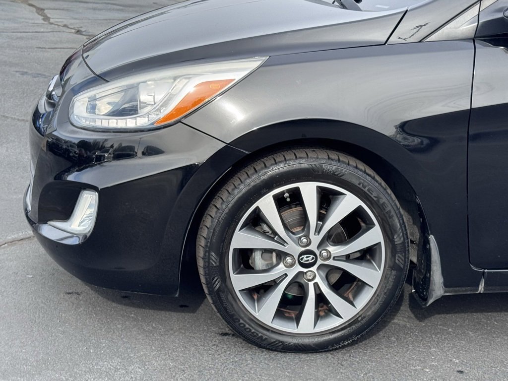 Used 2015 Hyundai Accent Sport image 31