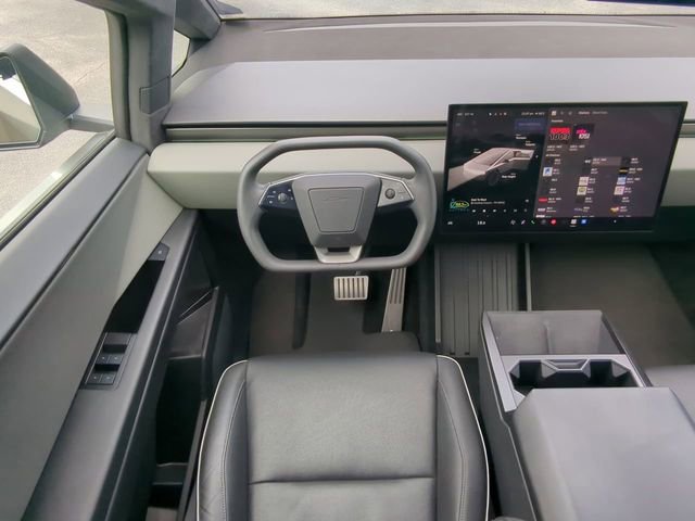 Used 2024 Tesla Cybertruck AWD Crew Cab image 16