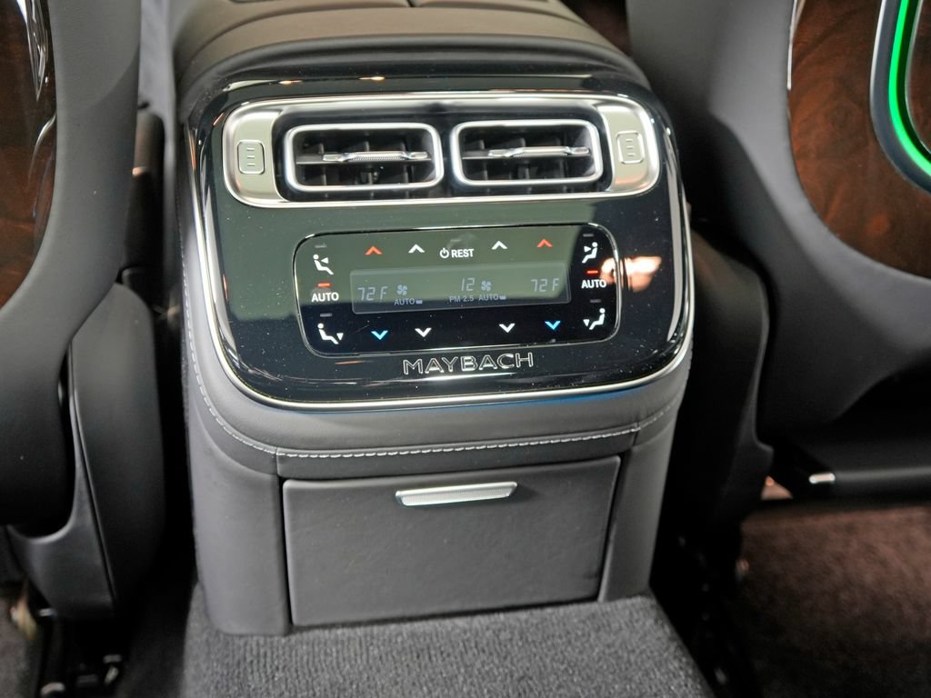 Used 2025 Mercedes-Benz Maybach S 680 4MATIC image 40