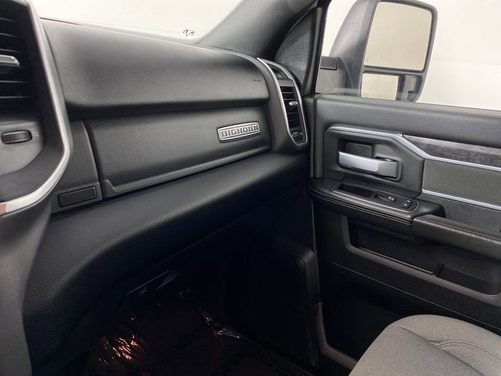 Used 2024 RAM 3500 Big Horn image 21