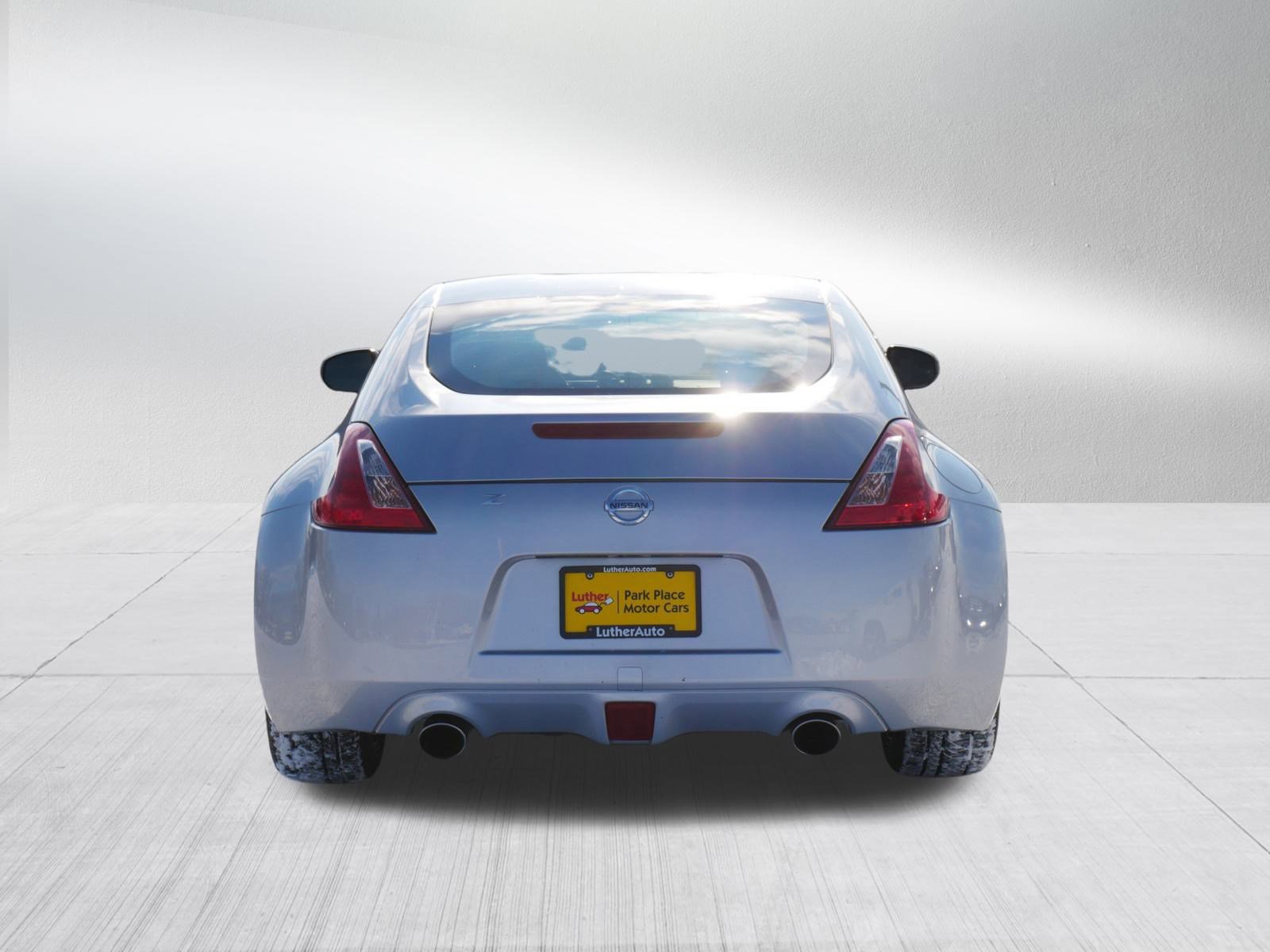 Used 2017 Nissan 370Z image 6