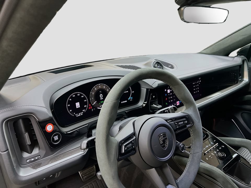 Certified 2026 Porsche Cayenne Turbo AWD/4WD image 4