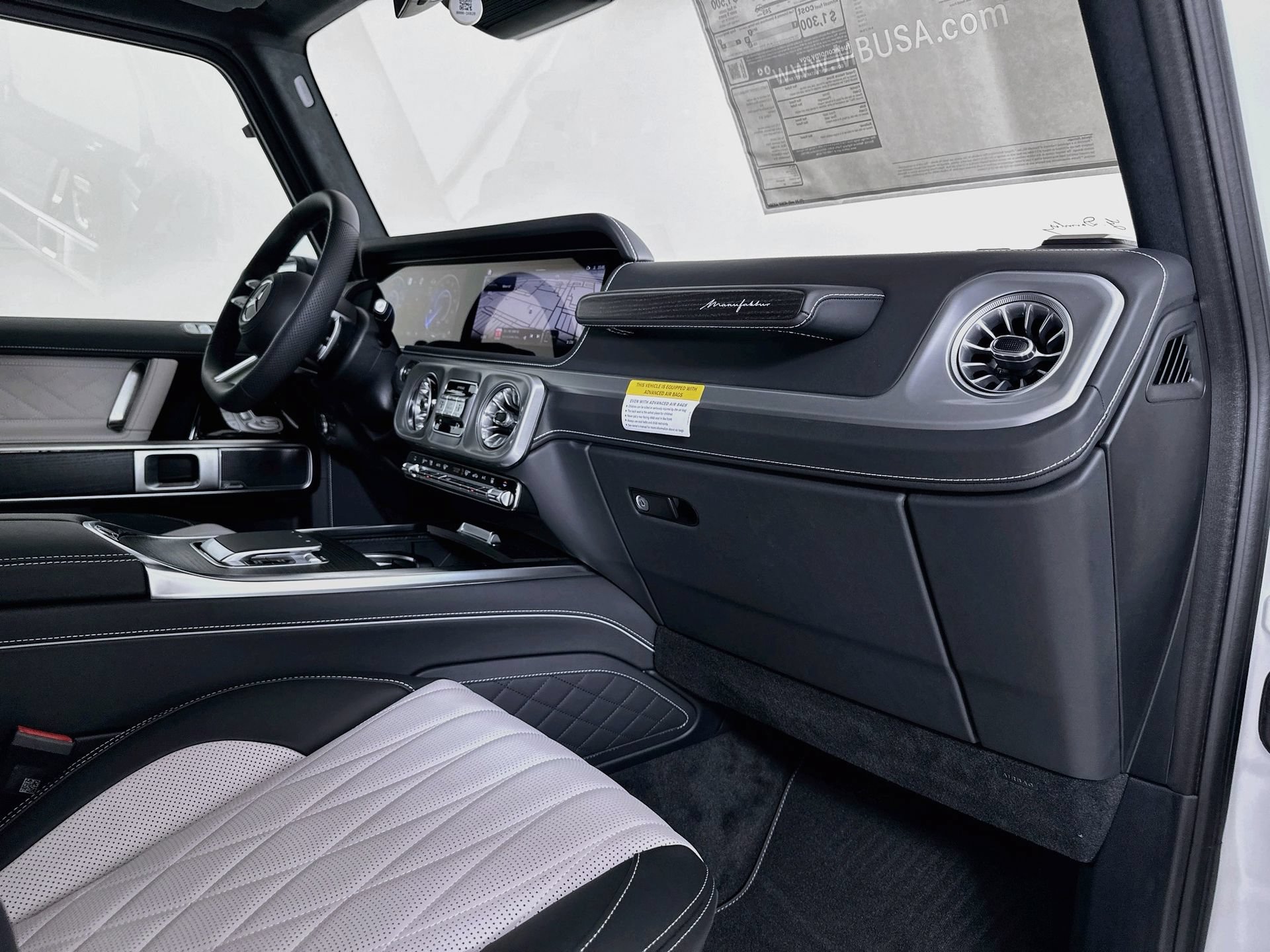 New 2027 Mercedes-Benz G 580 e image 32