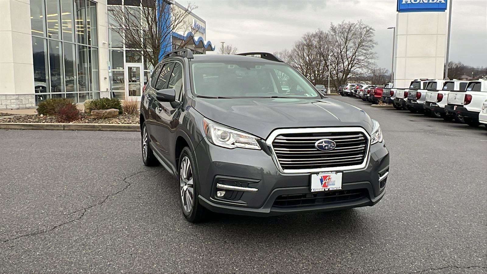 Used 2021 Subaru Ascent Limited w/ Popular Package #4 image 1