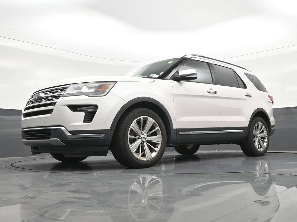Used 2019 Ford Explorer Limited w/ Class III Trailer Tow Package FWD image 24