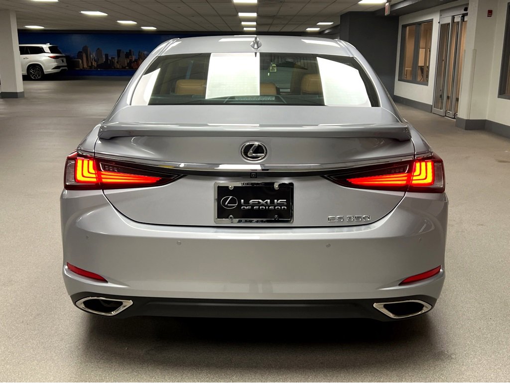 New 2025 Lexus ES 350 w/ Premium Package image 6