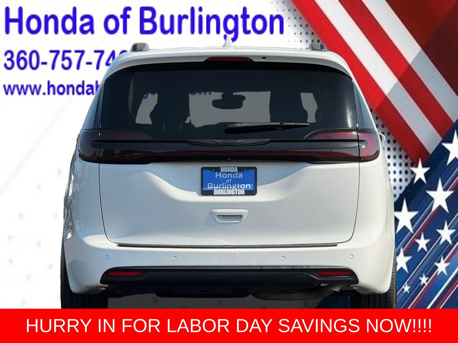 Used 2022 Chrysler Pacifica Touring-L FWD image 5